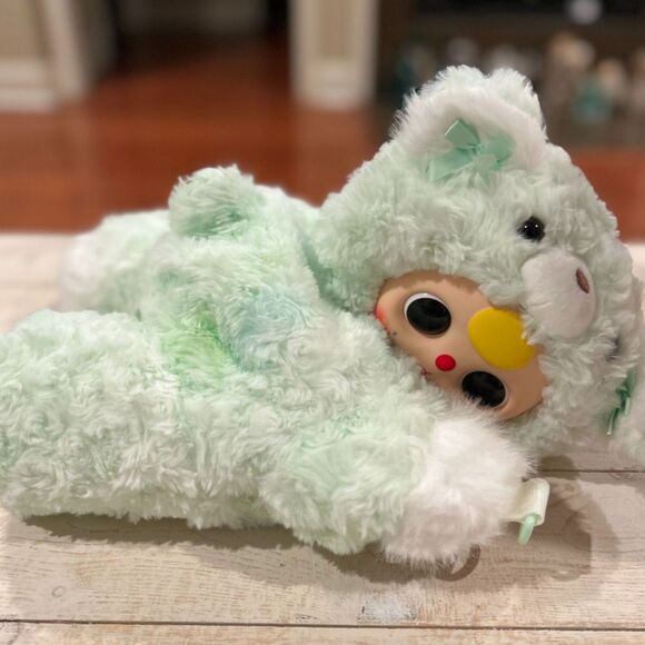 400% BB3 Hugging Baby Backpack Green - Picture 1 of 6